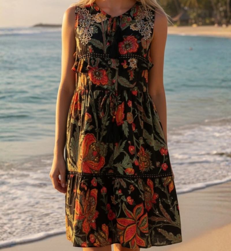 Miss June Paris — Short Dress Pacific