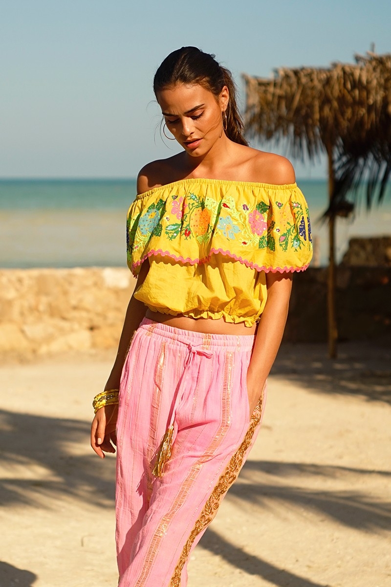 Top à épaules dénudées Chiquita - motif floral brodé - style bohème - Miss June Paris - 5