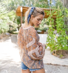 Blusa Tatum – Verde o Beige – Lurex – Manga larga – Bohemia – Miss June Paris – 3