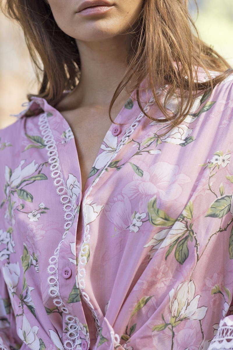 Chemise Tulla - rose - broderie blanche - imprimé floral - style boho - manches longues - Miss June Paris - 3