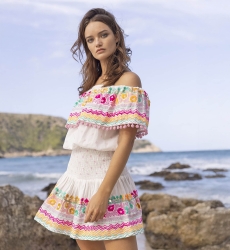 Top à épaules dénudées Zuma - blanche - broderie colorée - style boho chic - taille unique XS/M - Miss June Paris - 3