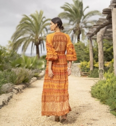 Robe Longue Safran - orange - détails dorés - manches longues - encolure en V - boho - Miss June Paris - 4