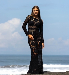 robe longue BIRKIN - noire - en crochet - manche longue - boheme - Miss June Paris - 3