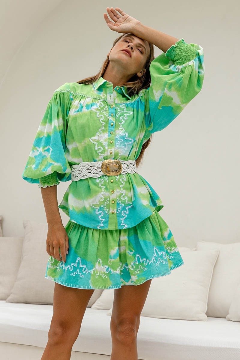 Jupe Lelya - verte/aqua - détails brodés - style smocké - motif tie & dye - bohème  - Miss June Paris - 4