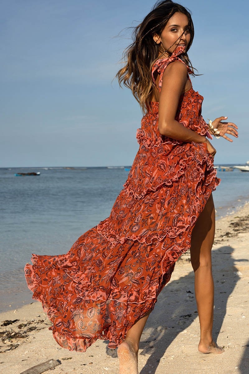 Robe Longue Vanessa - orange - motif fleuri - bretelles ajoustables - petits volants - boho chic - Miss June Paris - 3