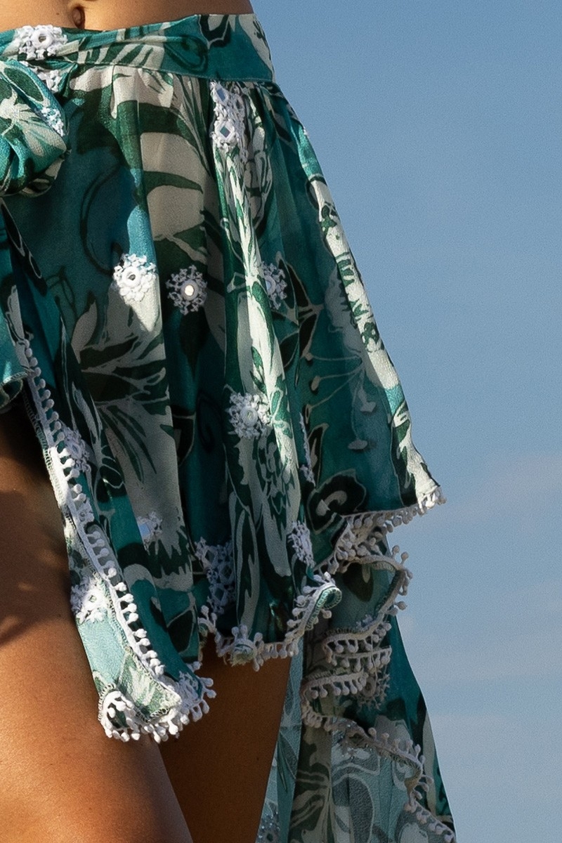Falda Asimétrica Izzy – verde – estampado floral blanco – estilo bohemio – Miss June Paris – 6