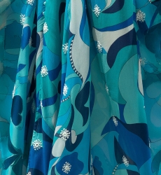 Robe Longue Scarlett - bleue/blanche - imprimé bohème - col V - ceinture smockéé - Miss June Paris - 5