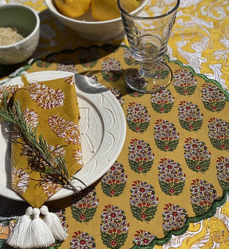 Blazing Yellow Placemat Set (Set of 2) – round – 100% cotton – floral patterns – Jardin Botanique – Miss June Paris – 3