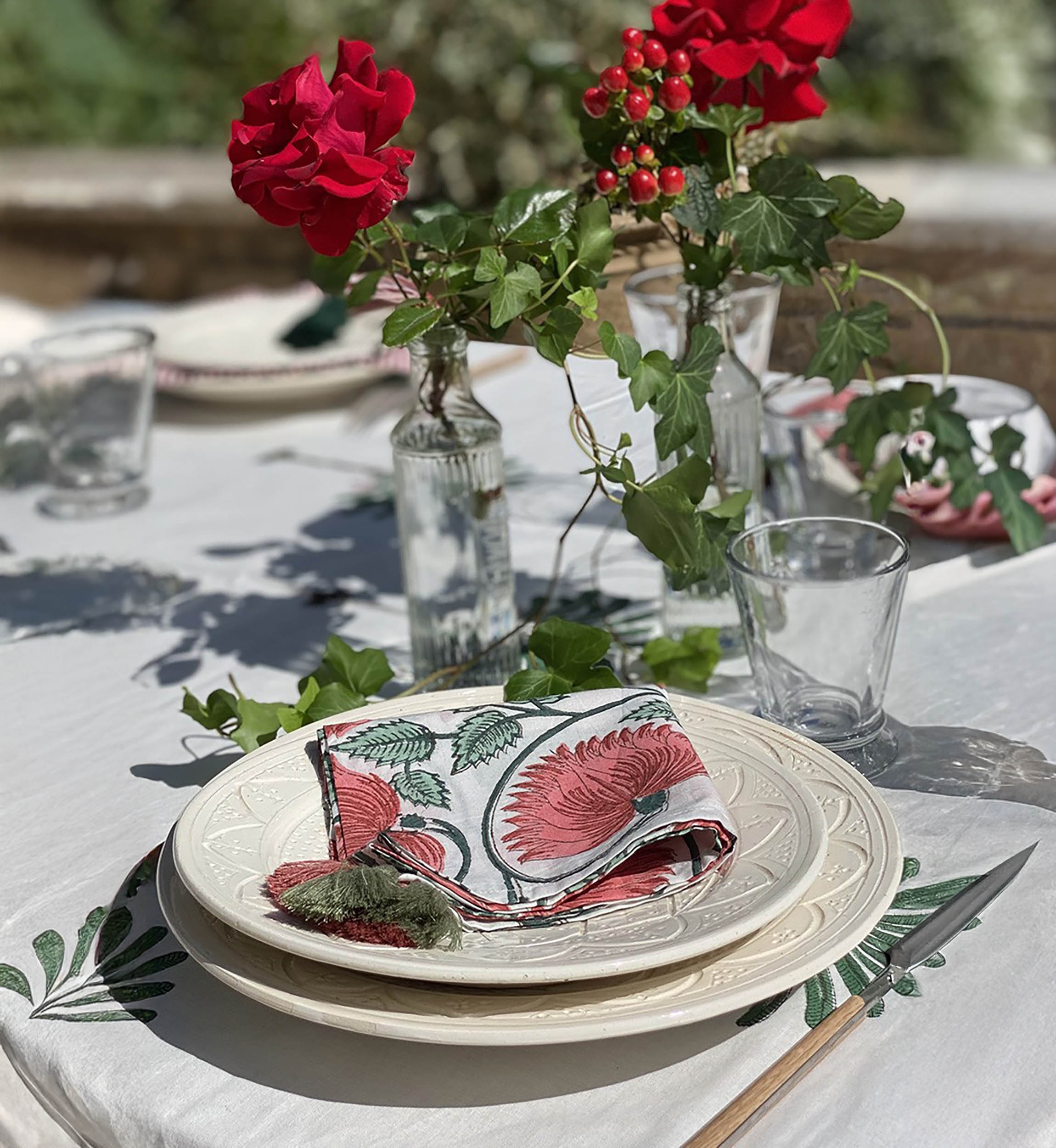 Serviette de table Imperial Lotus (Lot de 2) - vert/rose - design bohème floral - Jardin Botanique - Miss June Paris - 3